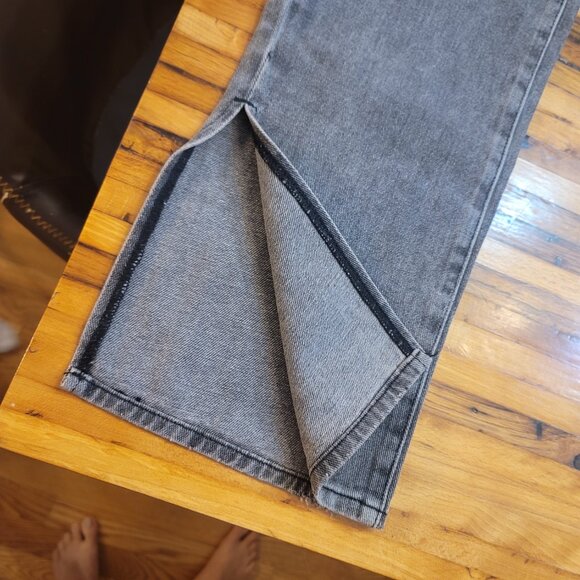 PacSun Dad Jean in gray, size 27 - Picture 5 of 6